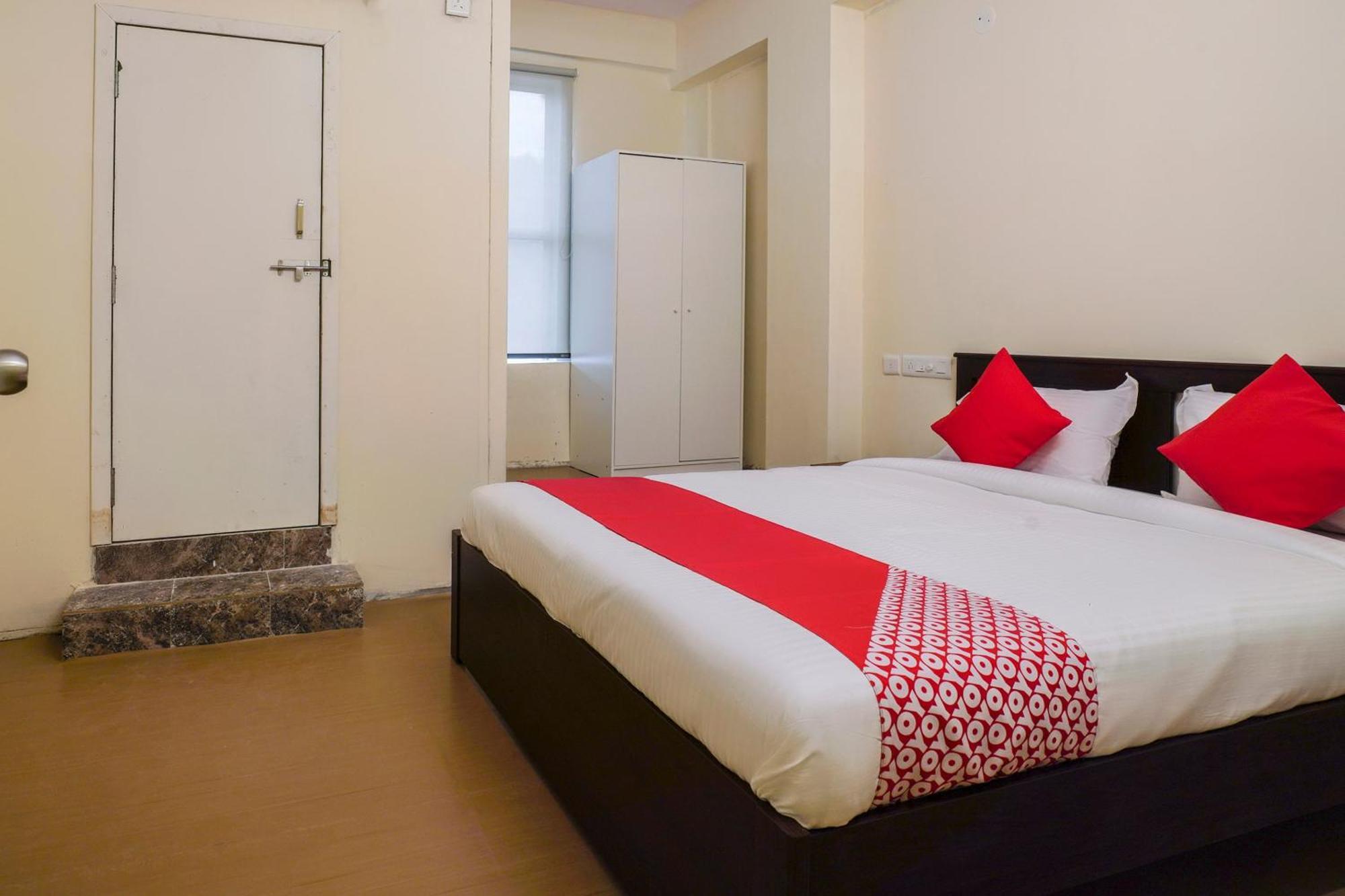 Hotel O Alpine Glow Zenith 海得拉巴 外观 照片